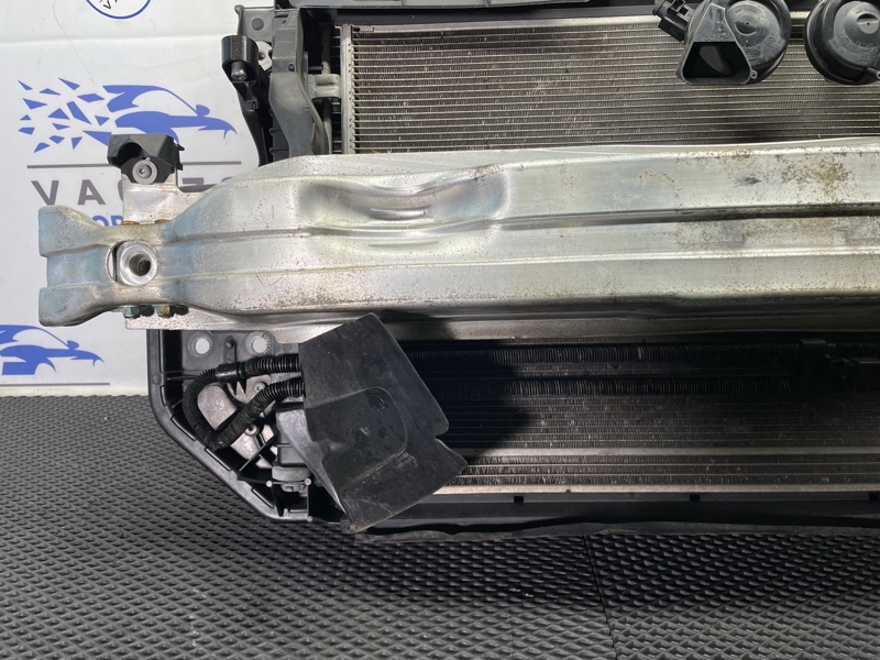 Панель передняя, 18000 рублей, Санкт-Петербург