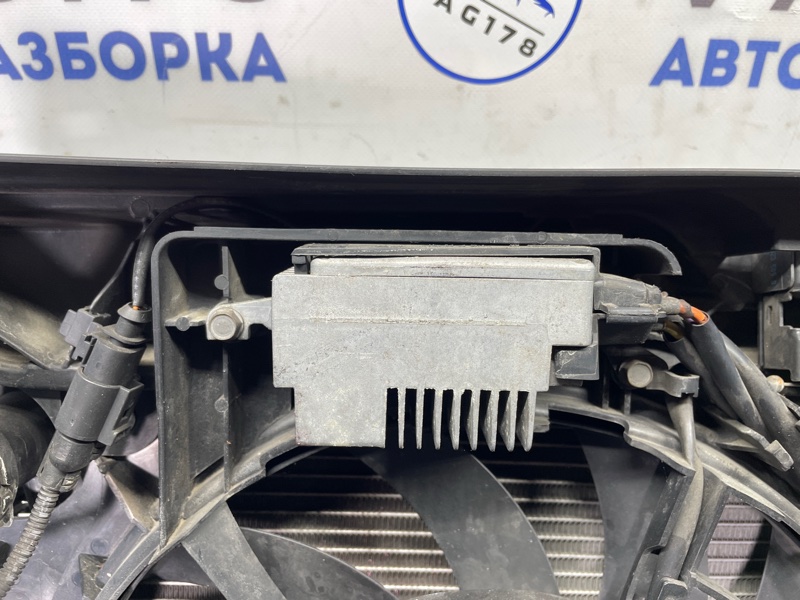 Панель передняя, 18000 рублей, Санкт-Петербург