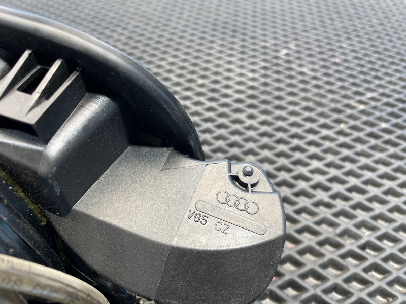 Лючок бензобака, 1000 рублей, Санкт-Петербург