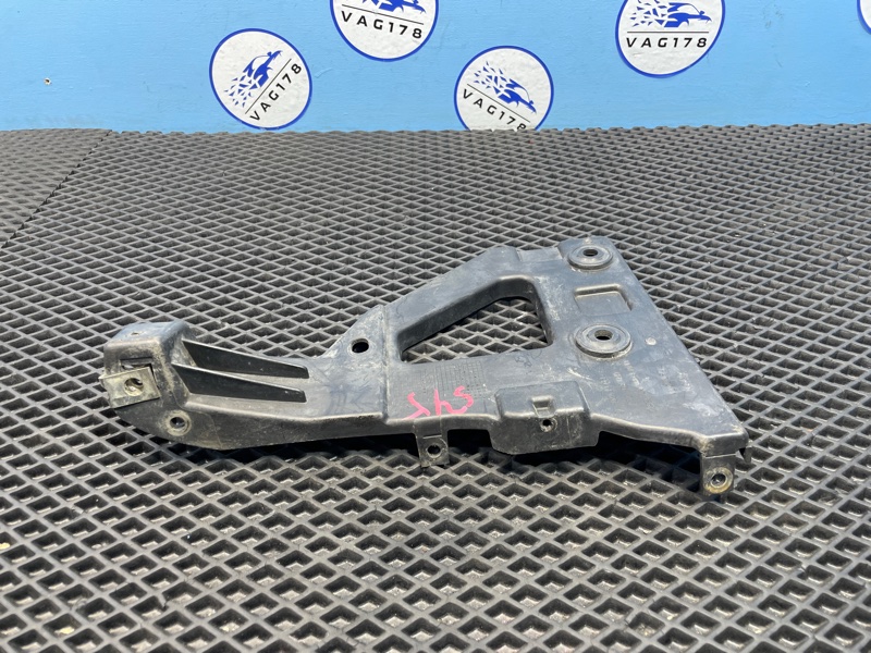 Кронштейн бампера, 1900 рублей, Санкт-Петербург