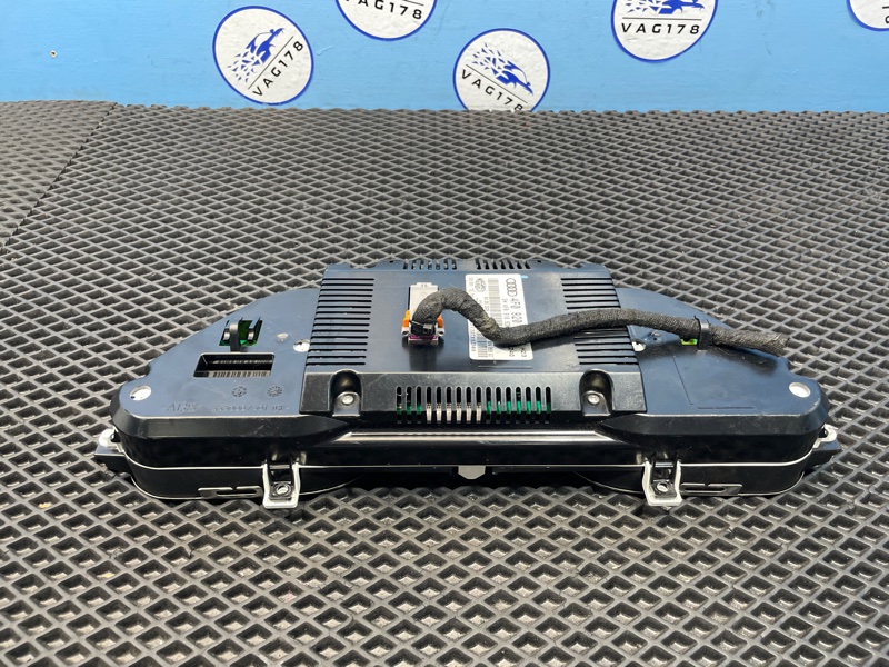 Панель приборов, 3000 рублей, Санкт-Петербург