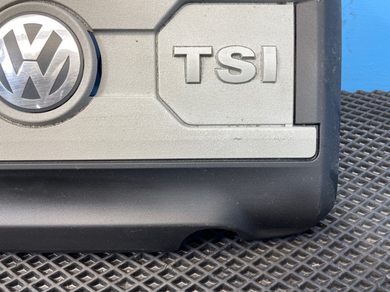 Декоративная накладка двигателя, 2200 рублей, Санкт-Петербург