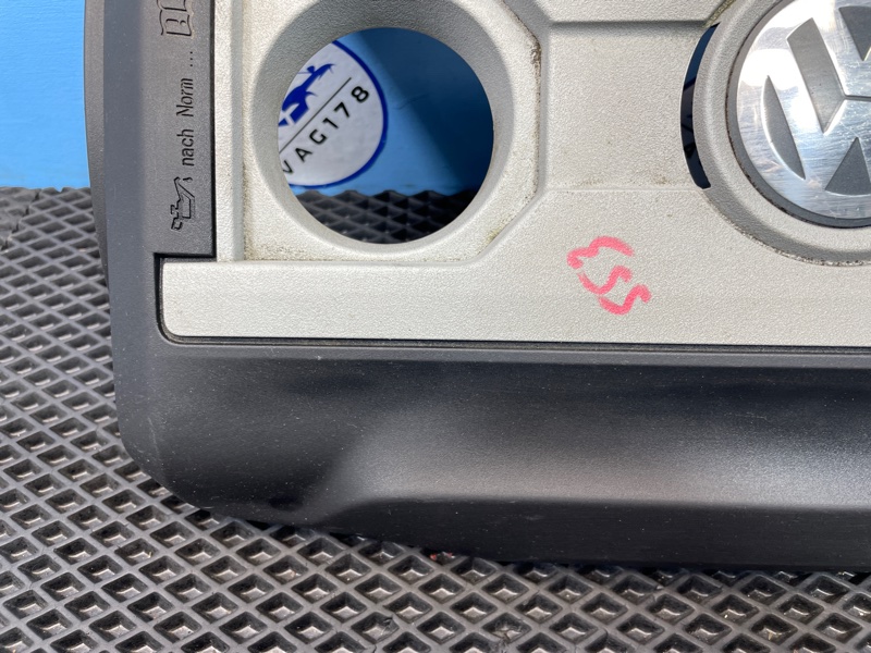 Декоративная накладка двигателя, 2200 рублей, Санкт-Петербург