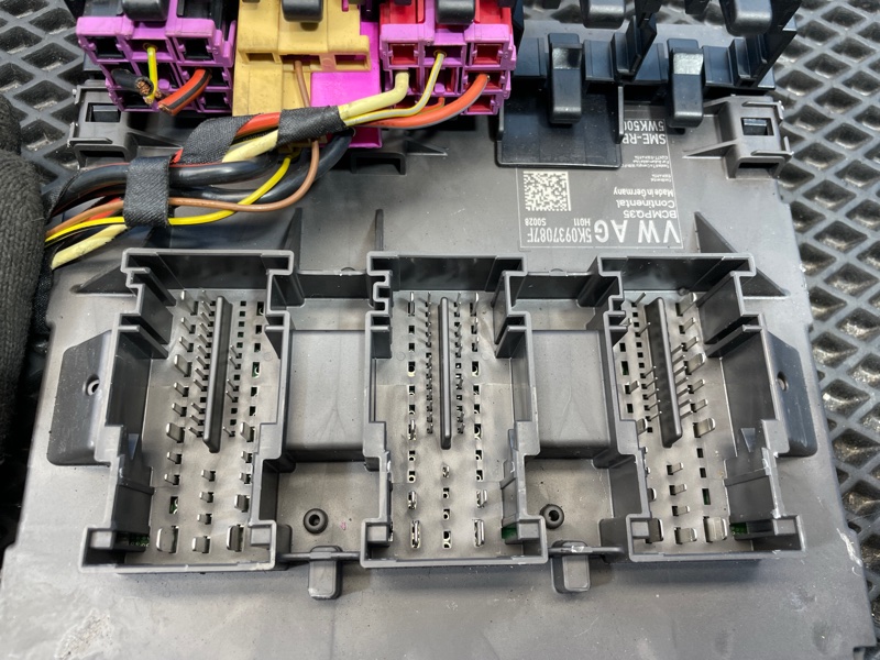 Блок управления бортовой сети, 2500 рублей, Санкт-Петербург