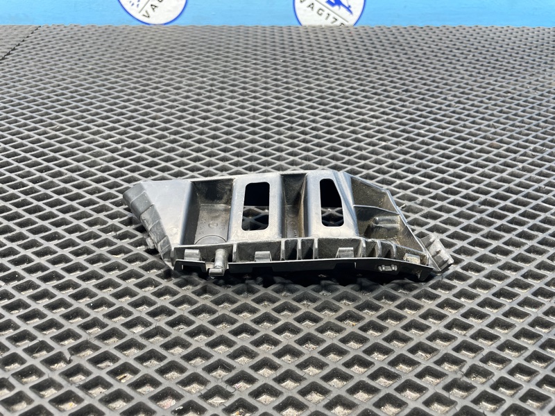 Направляющая бампера, 1500 рублей, Санкт-Петербург