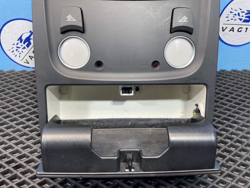 Плафон салонный, 1000 рублей, Санкт-Петербург