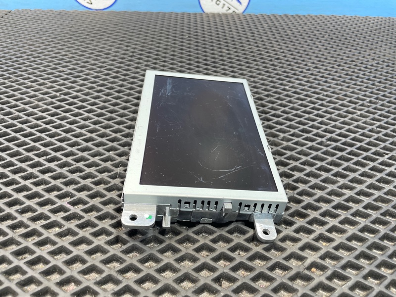 Дисплей информационный, 2000 рублей, Санкт-Петербург