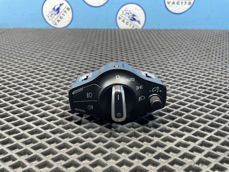 Переключатель света фар, 1000 рублей, Санкт-Петербург