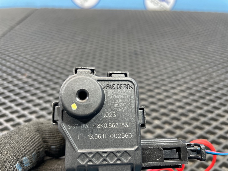 Активатор замка крышки бензобака, 1500 рублей, Санкт-Петербург