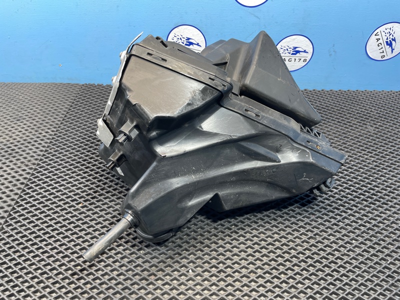 Корпус воздушного фильтра, 2000 рублей, Санкт-Петербург