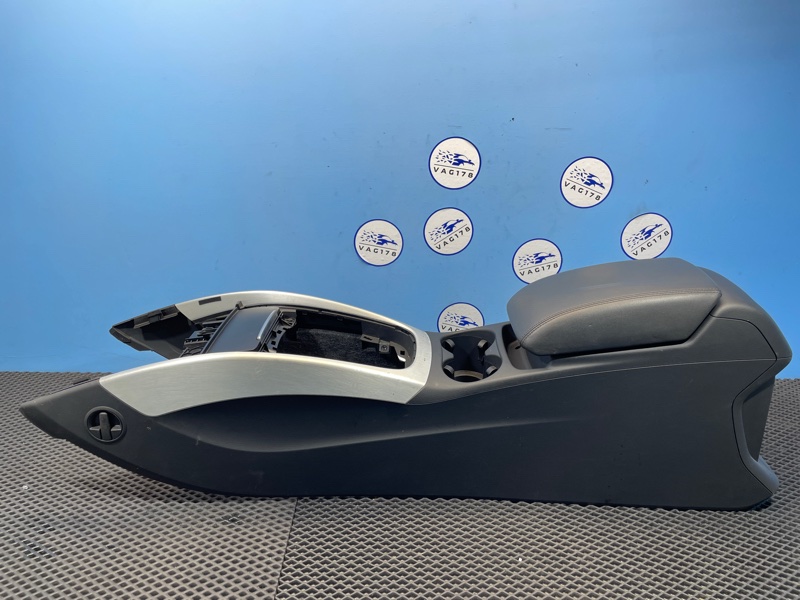 Подлокотник, 3500 рублей, Санкт-Петербург