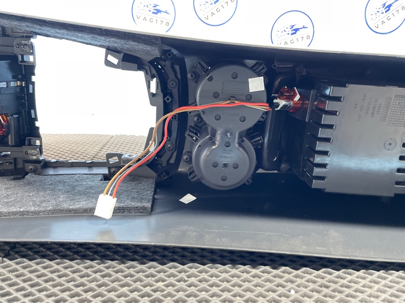 Подлокотник, 3500 рублей, Санкт-Петербург