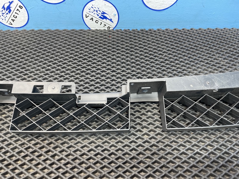 Кронштейн бампера, 2000 рублей, Санкт-Петербург