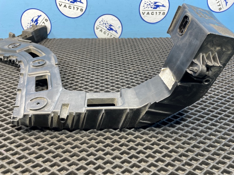 Направляющая бампера, 2000 рублей, Санкт-Петербург