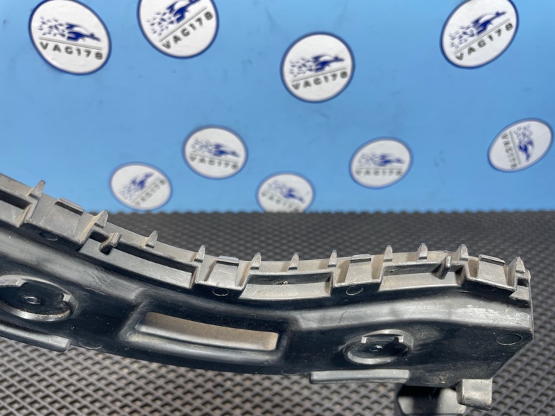 Направляющая бампера, 2000 рублей, Санкт-Петербург