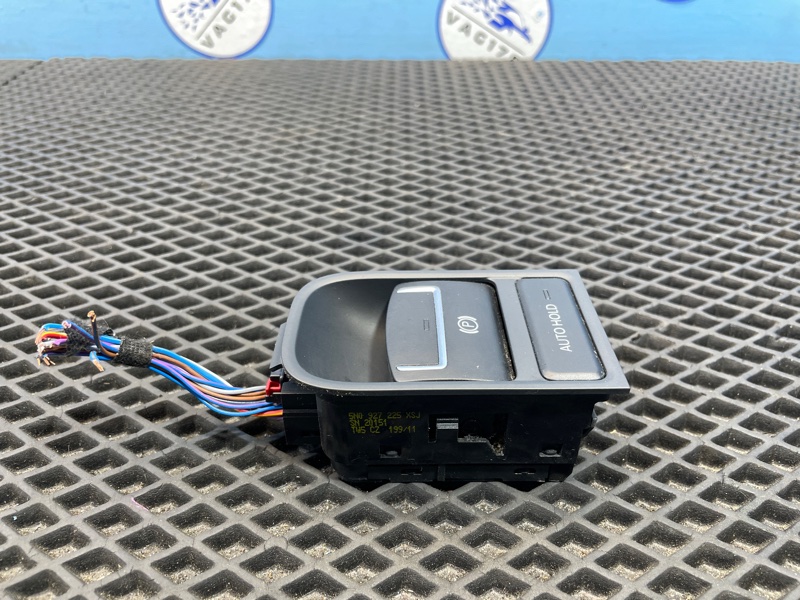 Кнопка стояночного тормоза, 1500 рублей, Санкт-Петербург