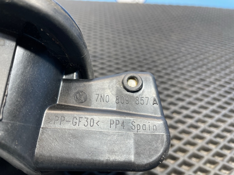 Лючок бензобака, 2500 рублей, Санкт-Петербург