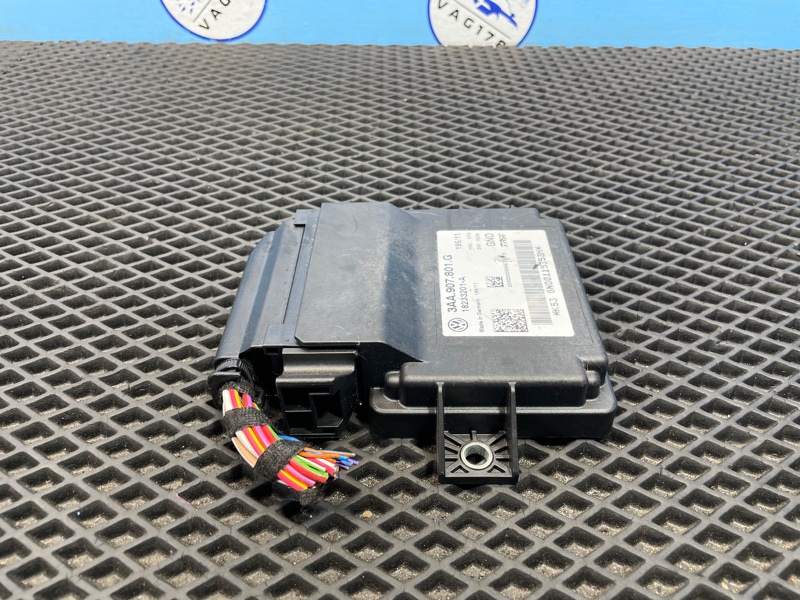 Блок управления стояночным тормозом, 2000 рублей, Санкт-Петербург