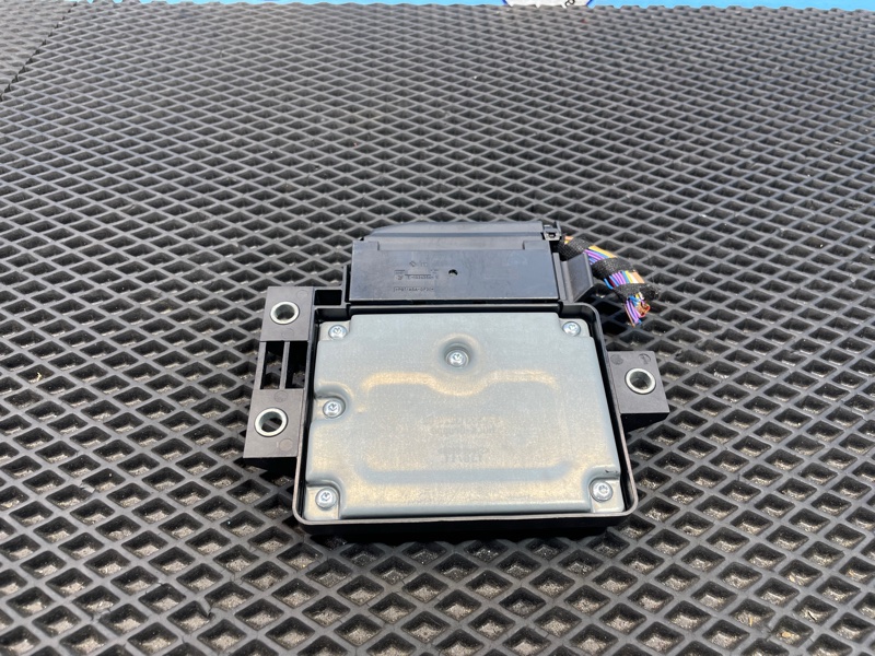 Блок управления стояночным тормозом, 2000 рублей, Санкт-Петербург