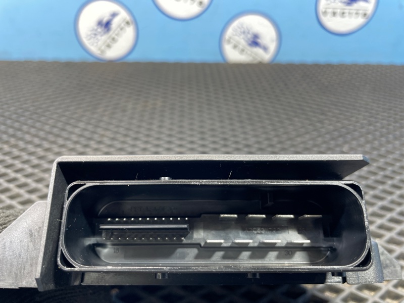 Блок управления стояночным тормозом, 2000 рублей, Санкт-Петербург