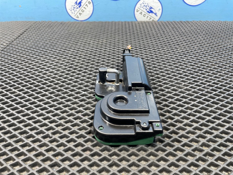 Доводчик двери, 14000 рублей, Санкт-Петербург