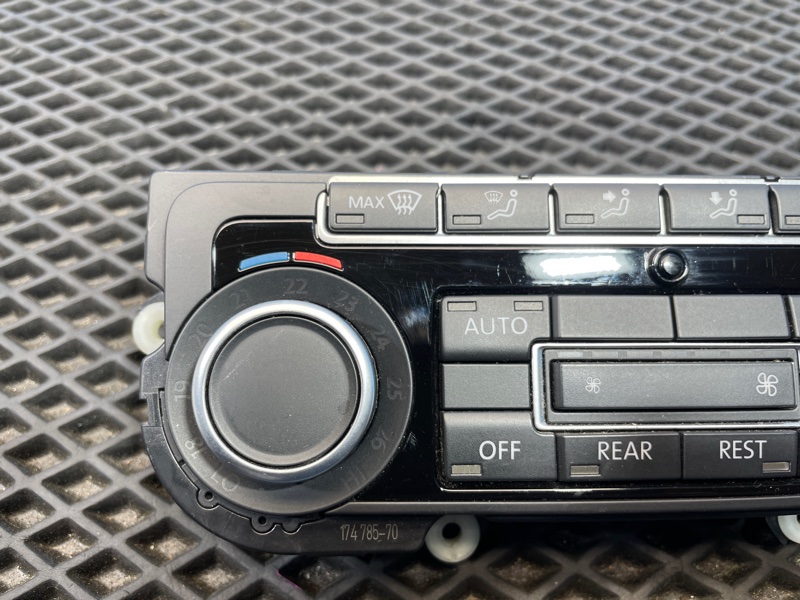 Блок управления климатом, 5000 рублей, Санкт-Петербург