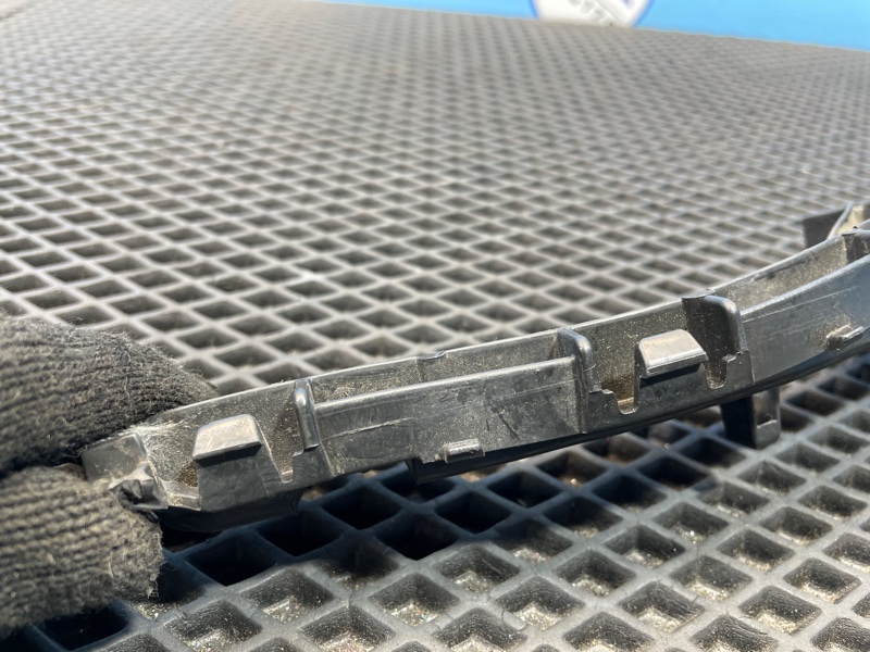 Направляющая бампера, 1900 рублей, Санкт-Петербург