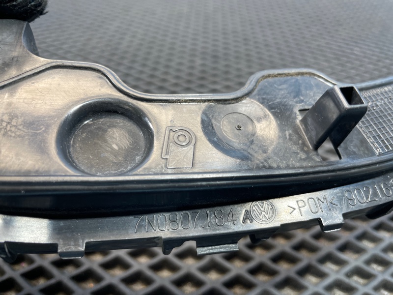 Направляющая бампера, 1900 рублей, Санкт-Петербург