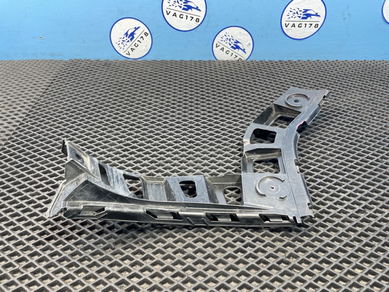 Направляющая бампера, 1000 рублей, Санкт-Петербург