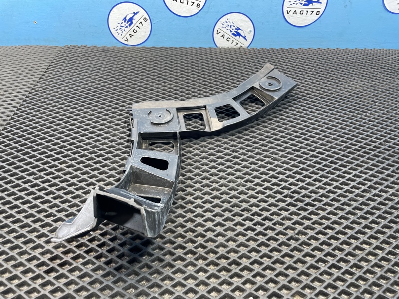 Направляющая бампера, 1000 рублей, Санкт-Петербург