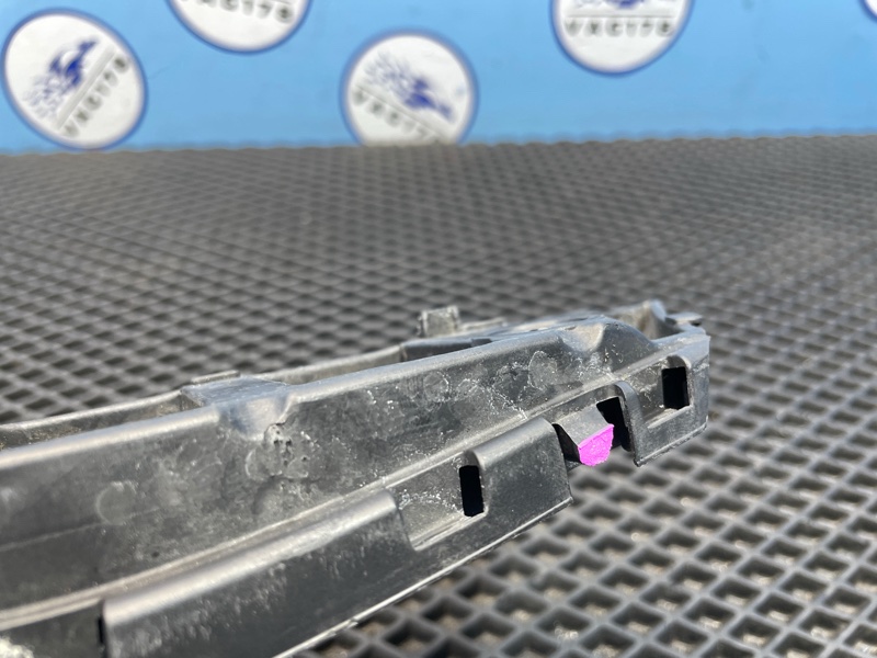 Направляющая бампера, 1000 рублей, Санкт-Петербург