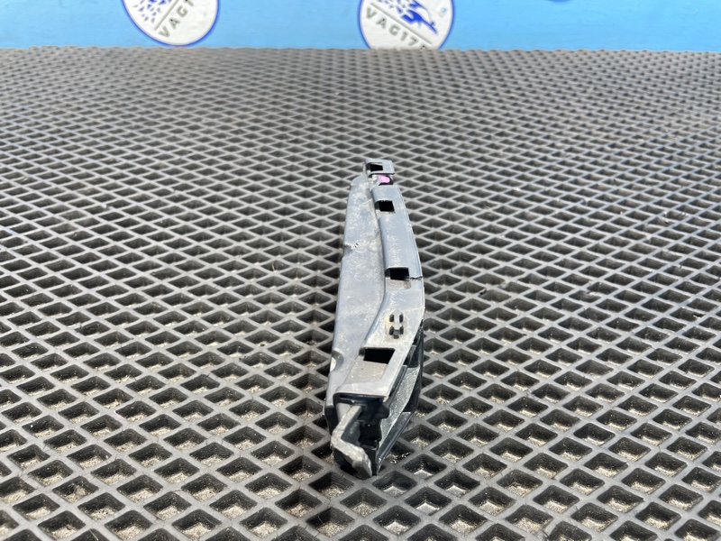 Направляющая бампера, 1000 рублей, Санкт-Петербург