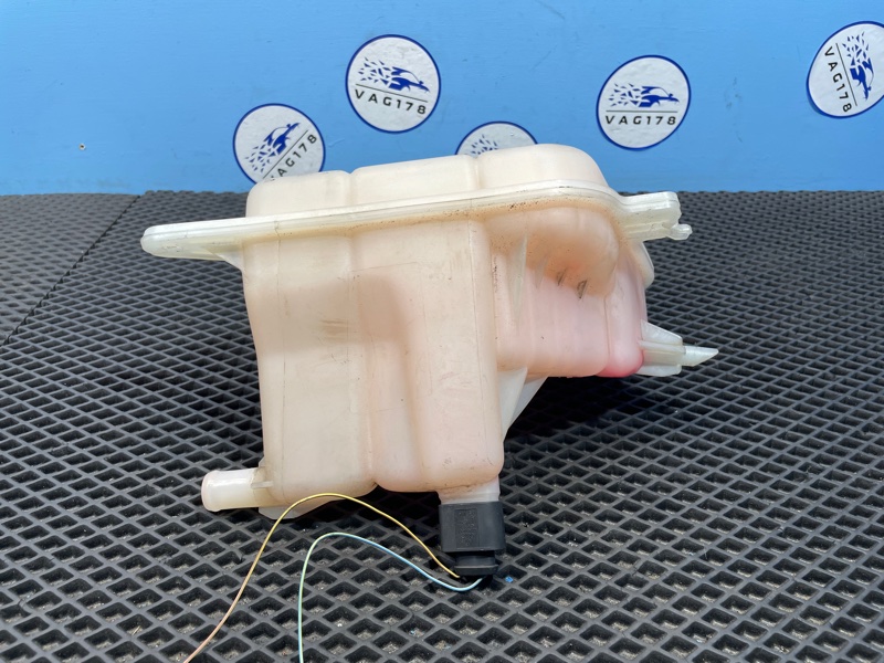 Бачок расширительный, 2000 рублей, Санкт-Петербург