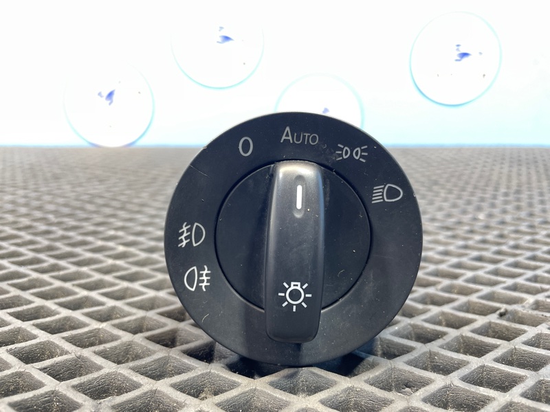 Переключатель света фар, 1000 рублей, Санкт-Петербург