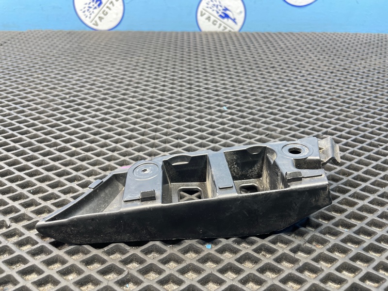 Направляющая бампера, 1000 рублей, Санкт-Петербург