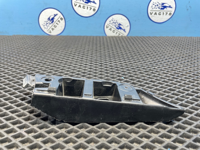 Направляющая бампера, 1000 рублей, Санкт-Петербург