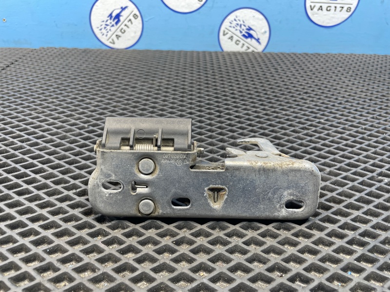 Крючок капота, 1000 рублей, Санкт-Петербург