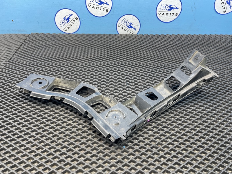 Направляющая бампера, 900 рублей, Санкт-Петербург