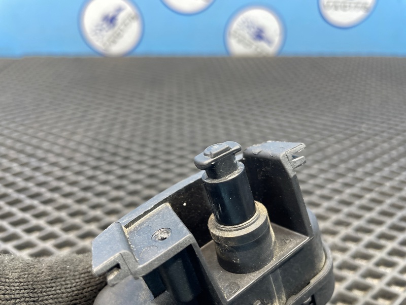 Активатор замка крышки бензобака, 1500 рублей, Санкт-Петербург