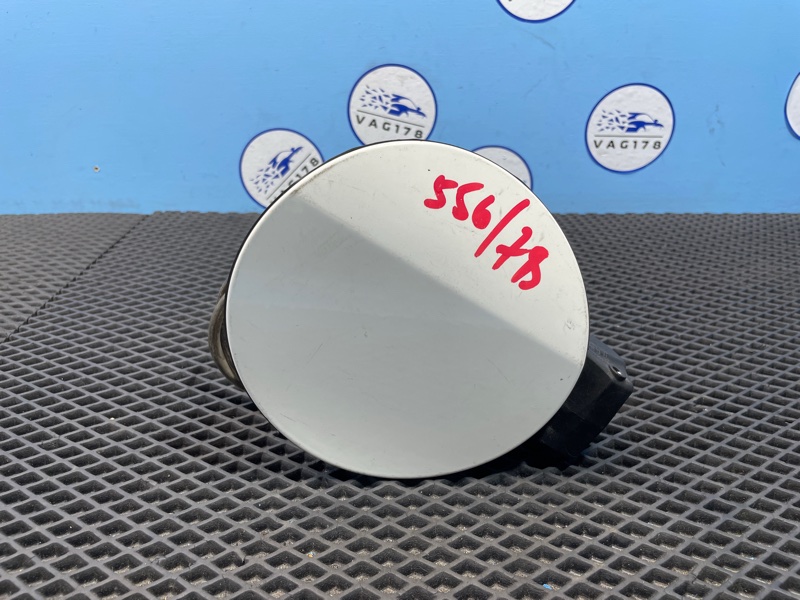 Лючок бензобака, 3600 рублей, Санкт-Петербург