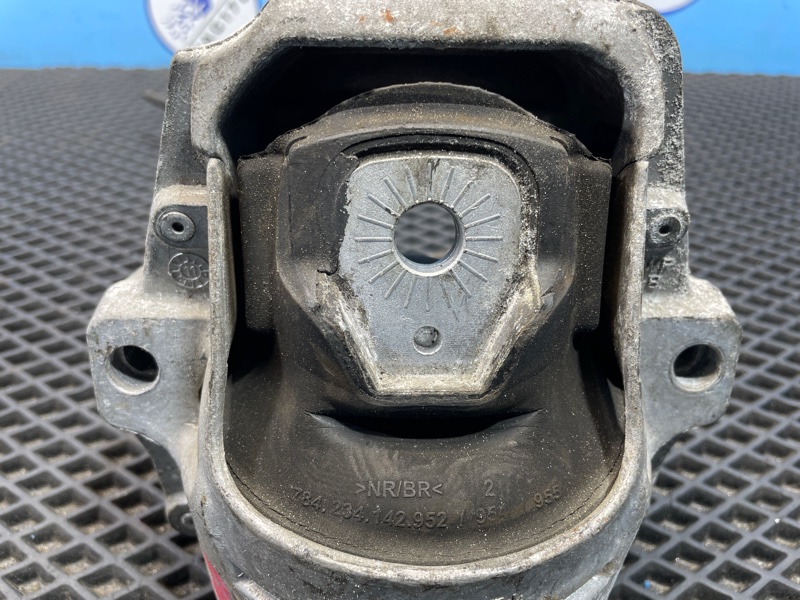 Опора двигателя, 3000 рублей, Санкт-Петербург