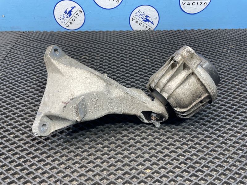 Опора двигателя, 1000 рублей, Санкт-Петербург