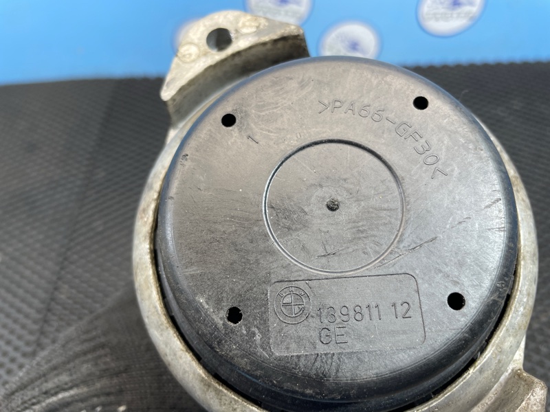 Опора двигателя, 1000 рублей, Санкт-Петербург