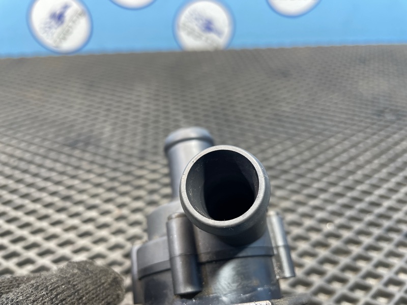 Насос помпа электрический, 1800 рублей, Санкт-Петербург