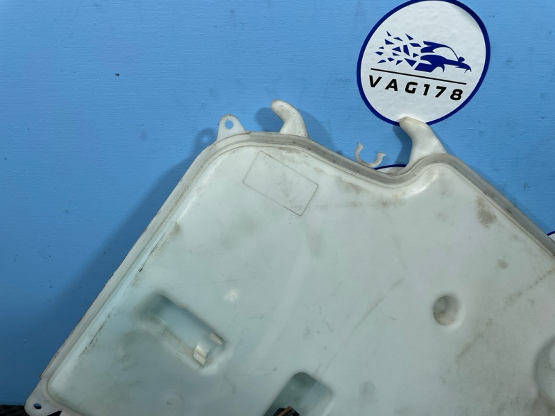 Бачок омывателя лобового стекла, 2000 рублей, Санкт-Петербург