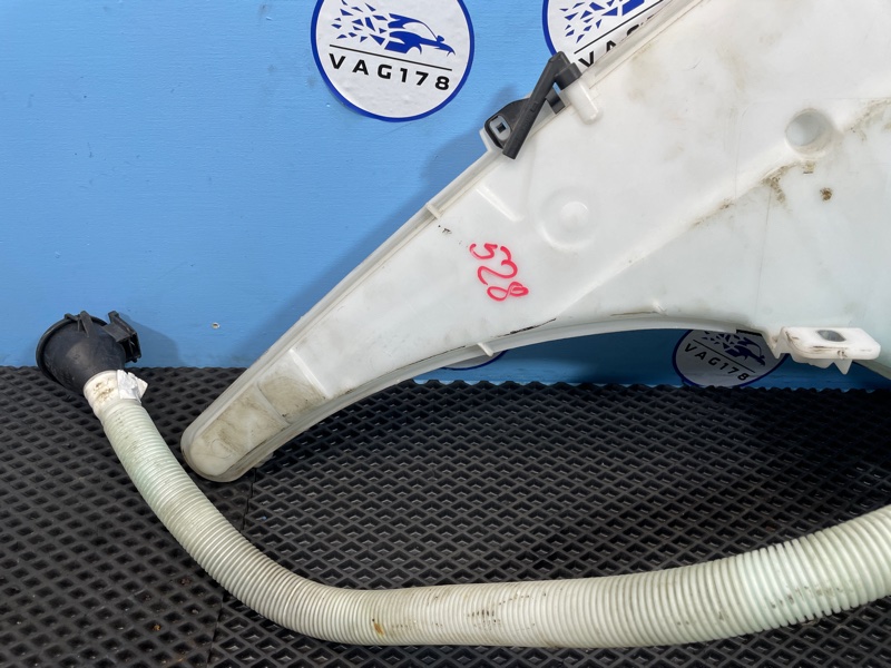 Бачок омывателя лобового стекла, 2000 рублей, Санкт-Петербург