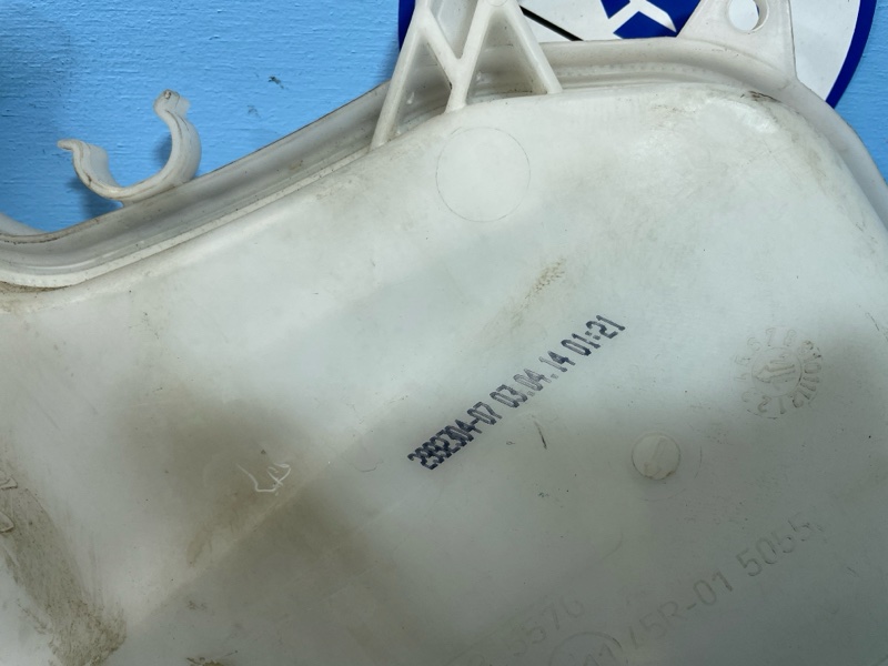 Бачок омывателя лобового стекла, 2000 рублей, Санкт-Петербург