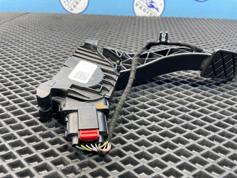 Педаль газа, 1500 рублей, Санкт-Петербург