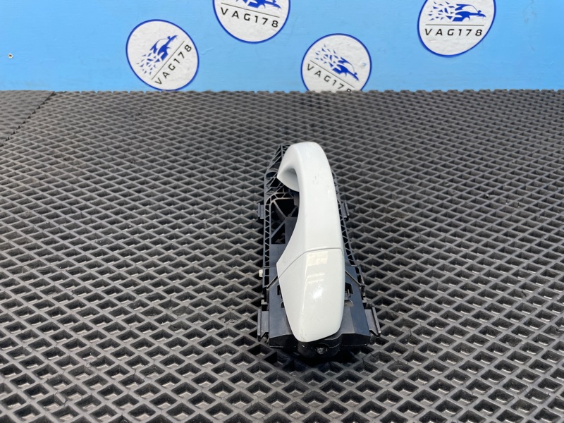 Кронштейн ручки, 1000 рублей, Санкт-Петербург