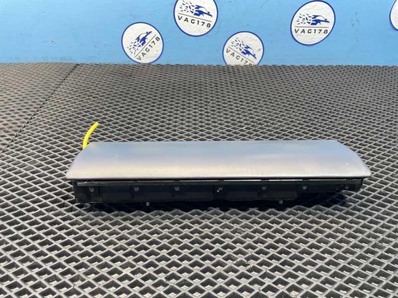 Подушка безопасности коленная, 2500 рублей, Санкт-Петербург